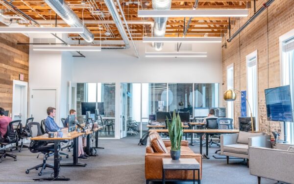 Consulting firm Socratiz expands its scope by acquiring Univers Retail